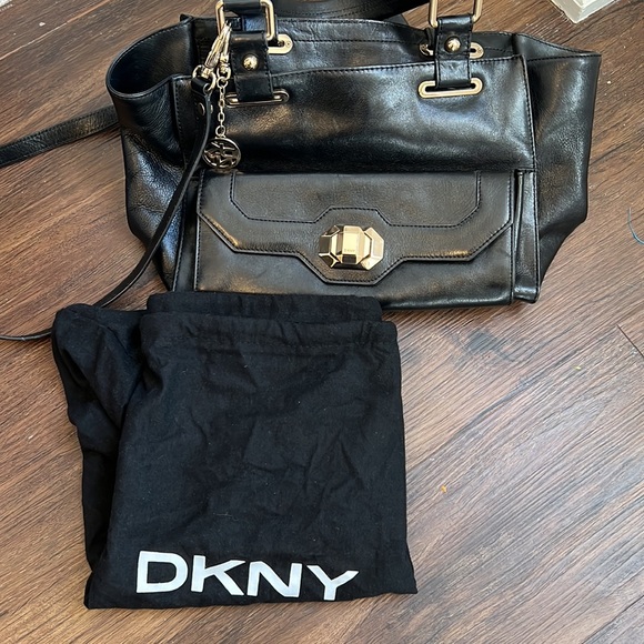 DKNY Black Leather Tote with Crossbody strap - Picture 2 of 9